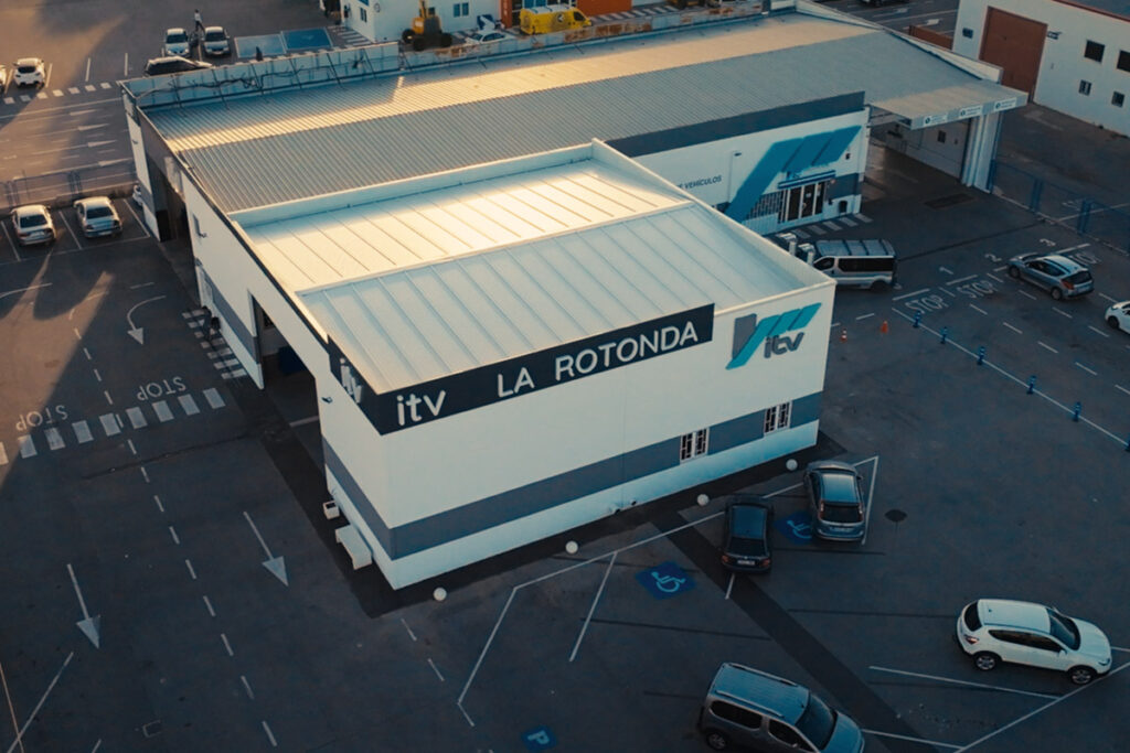 Pasa tu ITV en Yecla en ITV LA ROTONDA