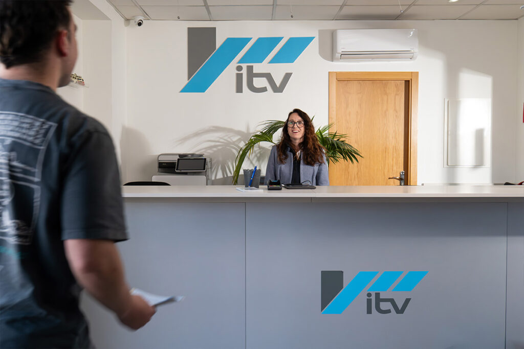 ITV en Yecla de Lunes a Sábado.
