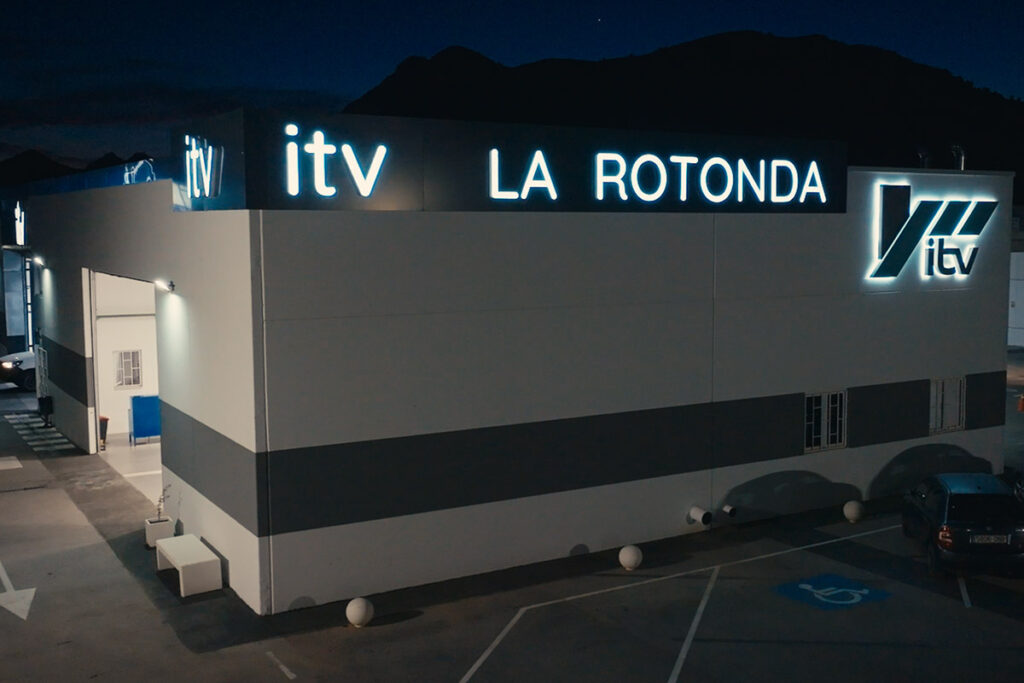 Pasa tu ITV en Yecla en ITV LA ROTONDA